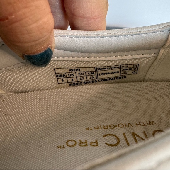 Vionic Avery White Leather Slip On Sneakers Shoes 6 - Picture 12 of 12